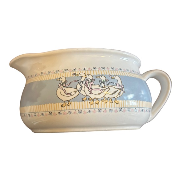 Vintage Ribbon Geese Gravy Boat - Picture 2 of 4